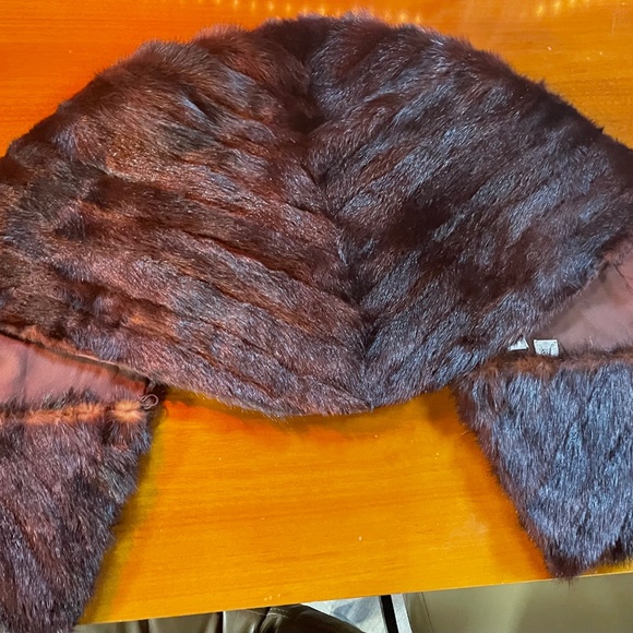 Vintage Fox fur stole - Picture 3 of 3